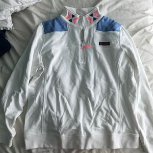 Vineyard vines quarter zip pull over